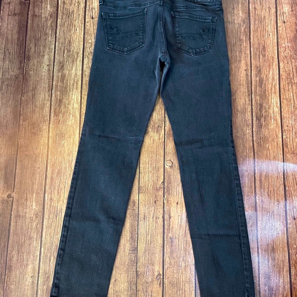 American Eagle super stretch, skinny jeans, short size 6 color black
